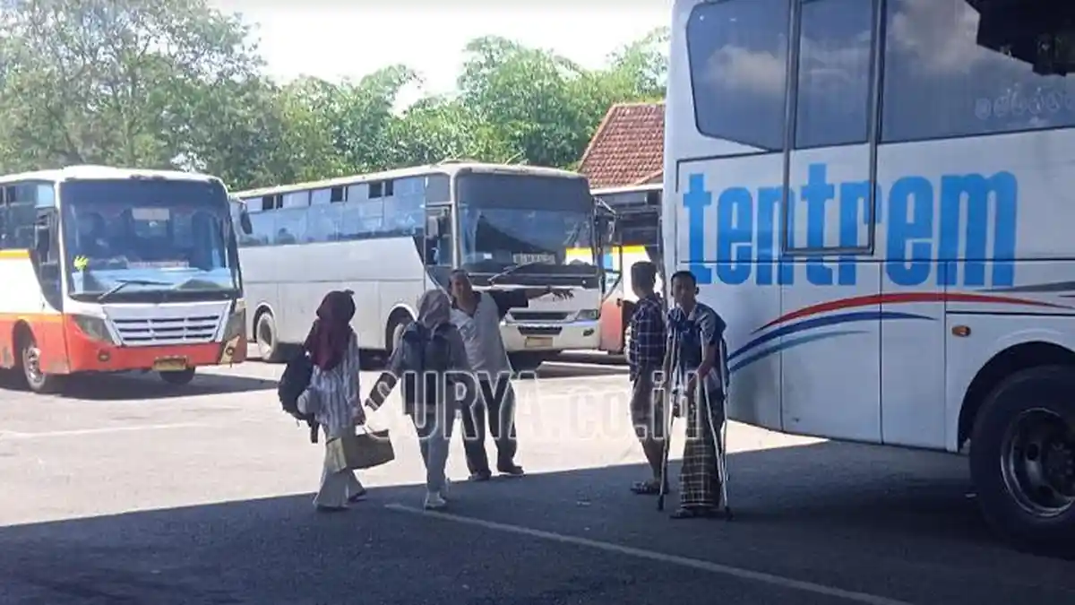Angkutan Mudik Lebaran 2023, Jumlah Penumpang Bus Terminal Tawangalun ...