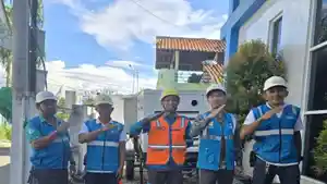 Petugas-PLN-BAnten-Serang-Mausad.jpg