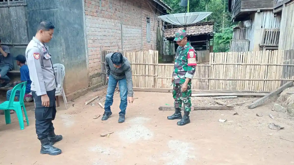 Polsek Way Tuba Polda Lampung Datangi TKP Anirat di Dusun Ulak Baru