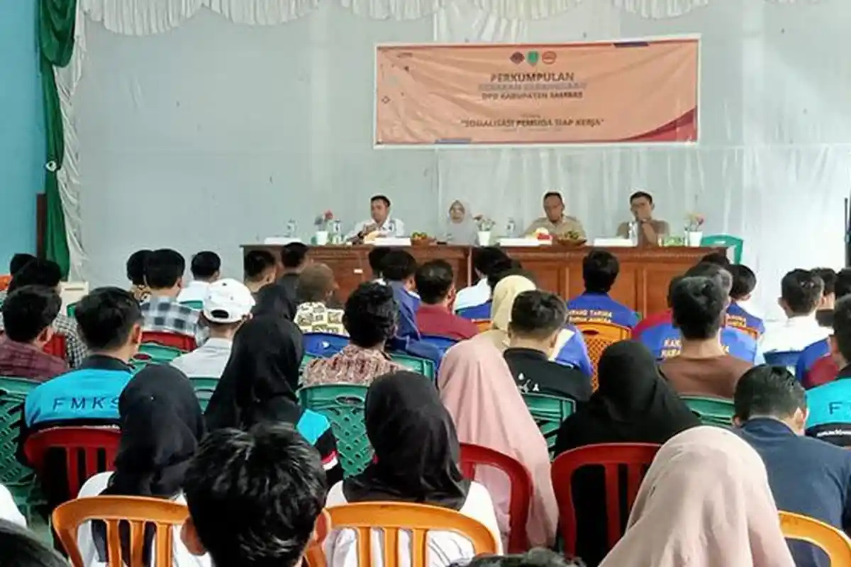 Sejumlah Pemuda di Kecamatan Sajad Sambas Ikuti Sosialisasi Pemuda Siap Bekerja