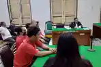 Lima-terdakwa-yang-terlibat-dalam-kasus-pabrik.jpg