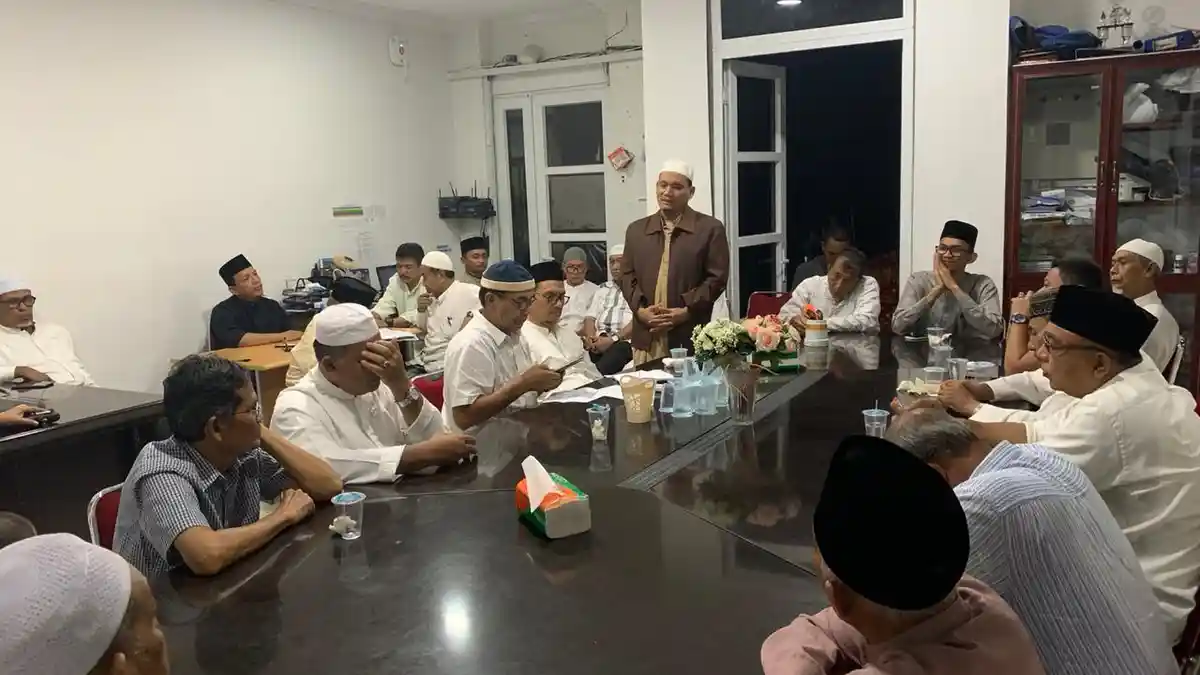 Keuchik Bandar Baru Kukuhkan Kepengurusan BKM Al-Makmur Banda Aceh, Ini Struktur Kepengurusannya