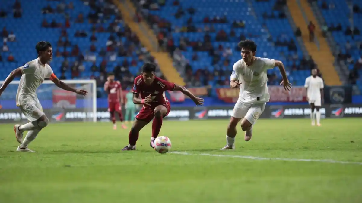 PSM Makassar vs Arema FC: Duel Sengit dengan Motivasi Tinggi