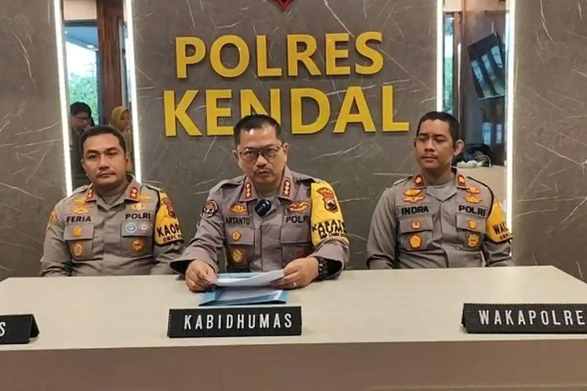 Polda Jateng Terjunkan Tim Labfor Cari Pemicu Kebakaran Pabrik Mainan di Kendal, Api dari Lantai 2