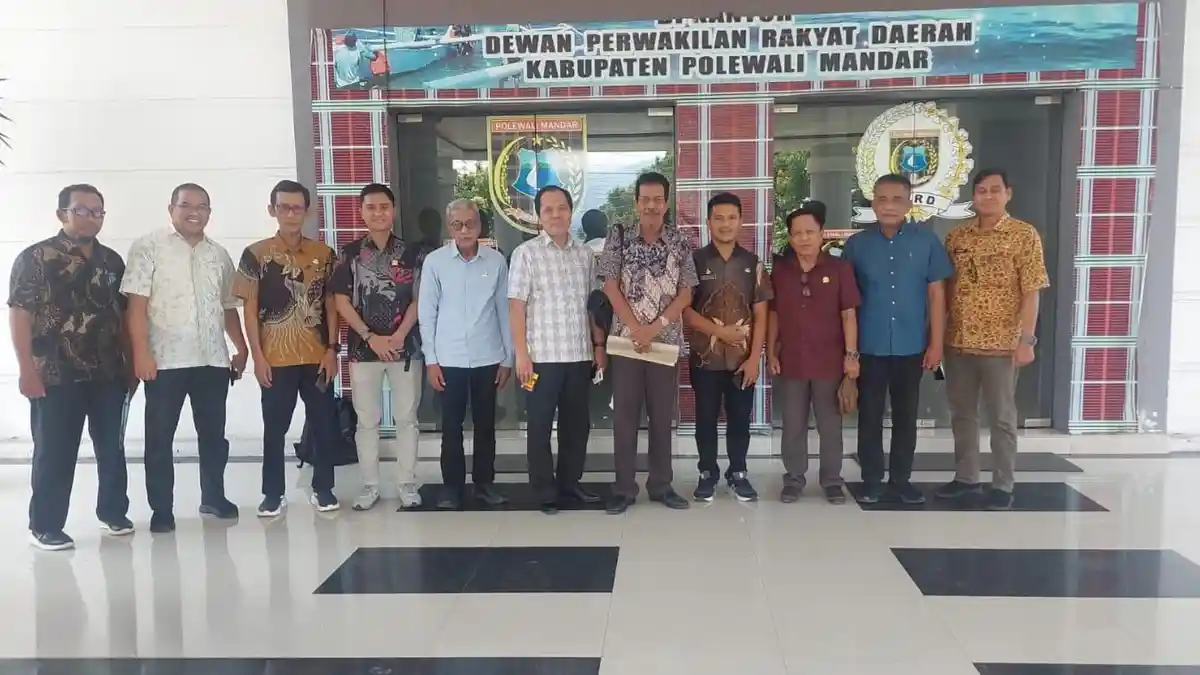 DPRD Barru Kunker ke DPRD Polman, Sharing Informasi Pembasahan Ranperda
