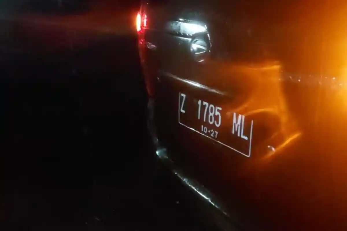 Kecelakaan di Betulan Urug Tasikmalaya, Motor Hajar Xenia