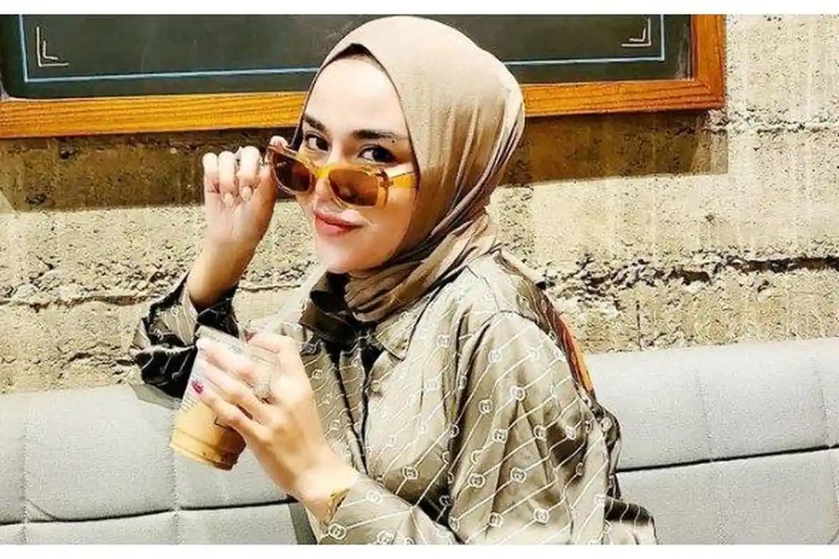 Begini Cara Medina Zein Ejek Denise Chariesta saat Kembalikan Rp 50 Juta, Sengaja Lebihkan Uang
