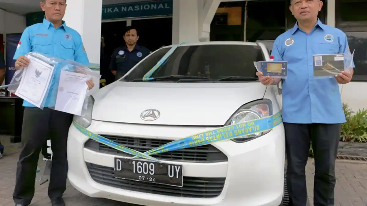 Modus Baru Pencucian Uang Diungkap BNN Jateng - Iqbal Punya Banyak e-KTP Resmi untuk Buka Rekening - cuci-uang-jateng-2.jpg