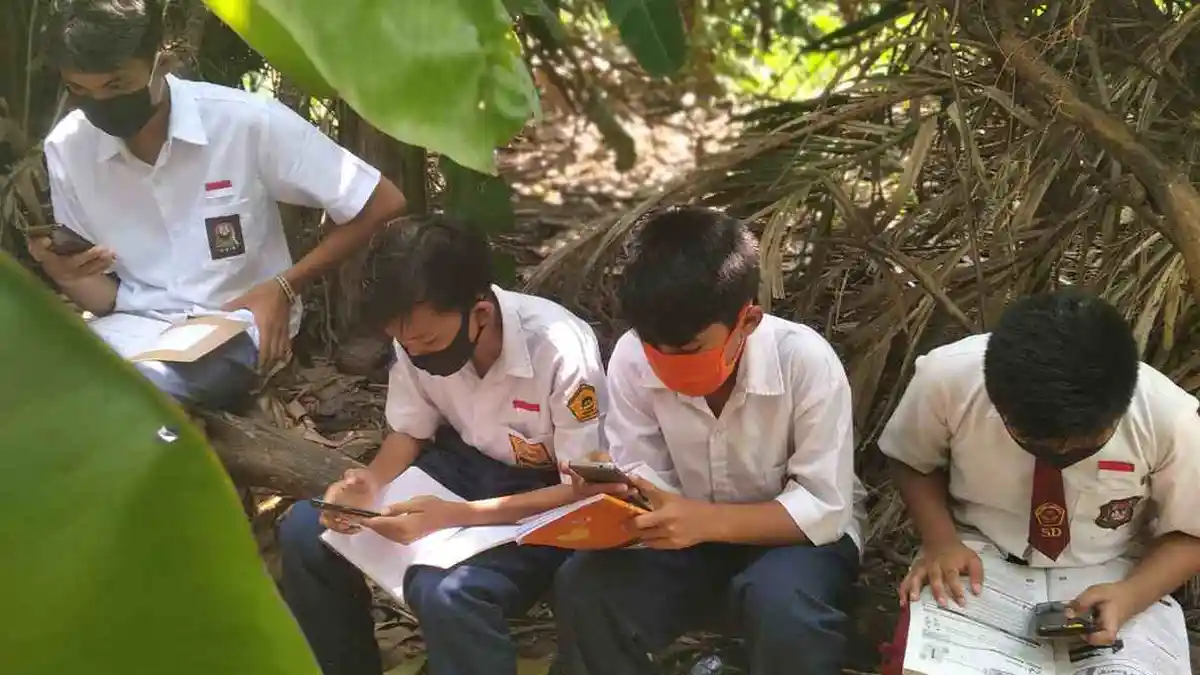 Sekolah Bisa Pakai Dana BOS untuk Beli Kuota, Upaya Pemaksimalan Belajar Daring