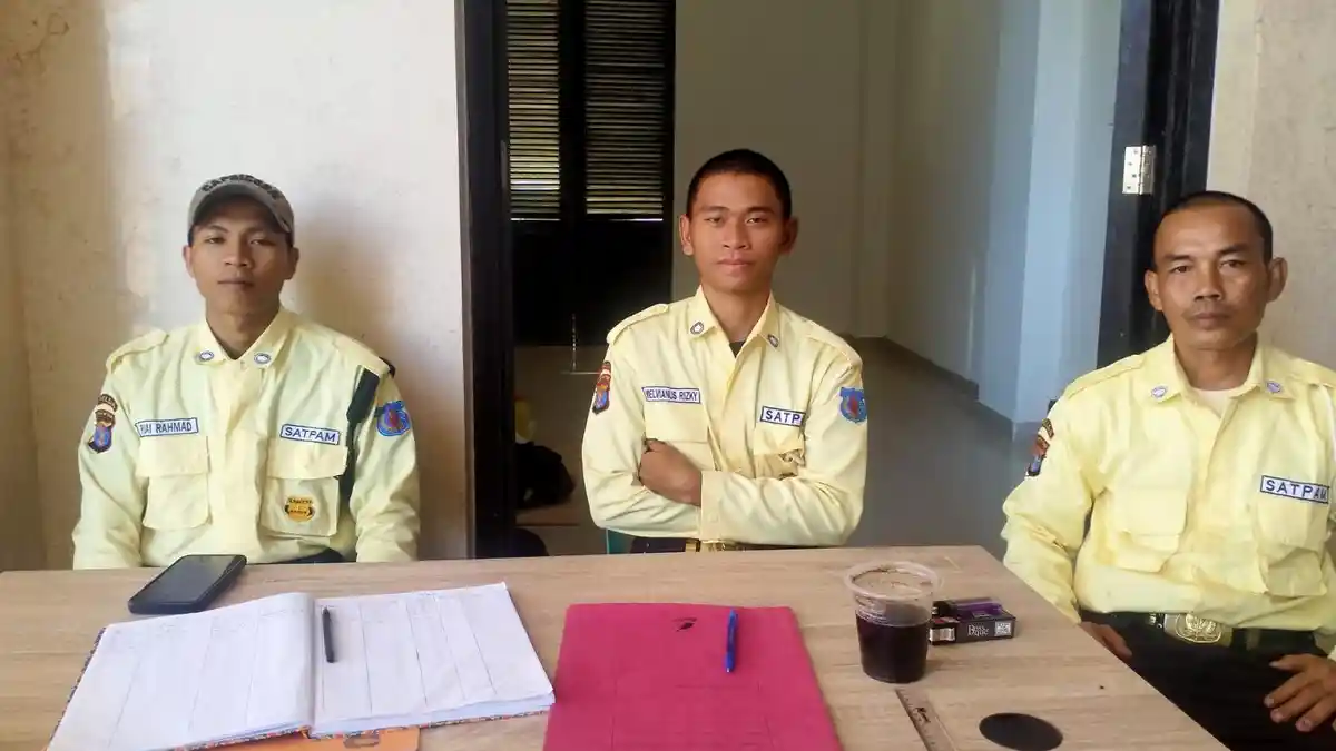 Riski Alumni STIMIK Balikpapan Mengaku Bangga Jadi Satpam di Pemkab Mahulu