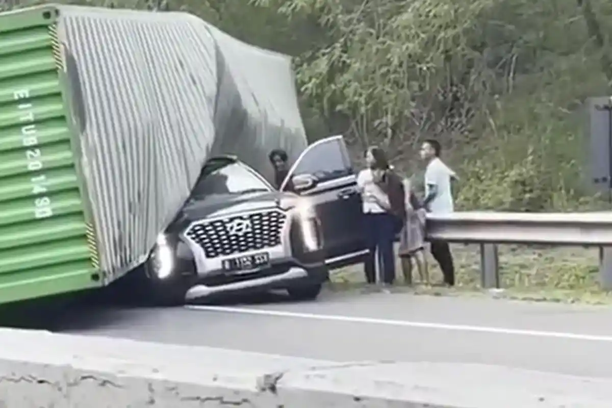 Sopir yang Kabur Usai Truknya Menimpa Mobil hingga Tewaskan Direktur Indomaret Kini Diburu Polisi