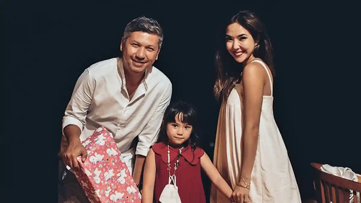 Posting Foto Bareng Gisel, Gading Marten Bahas Kesempatan Kedua