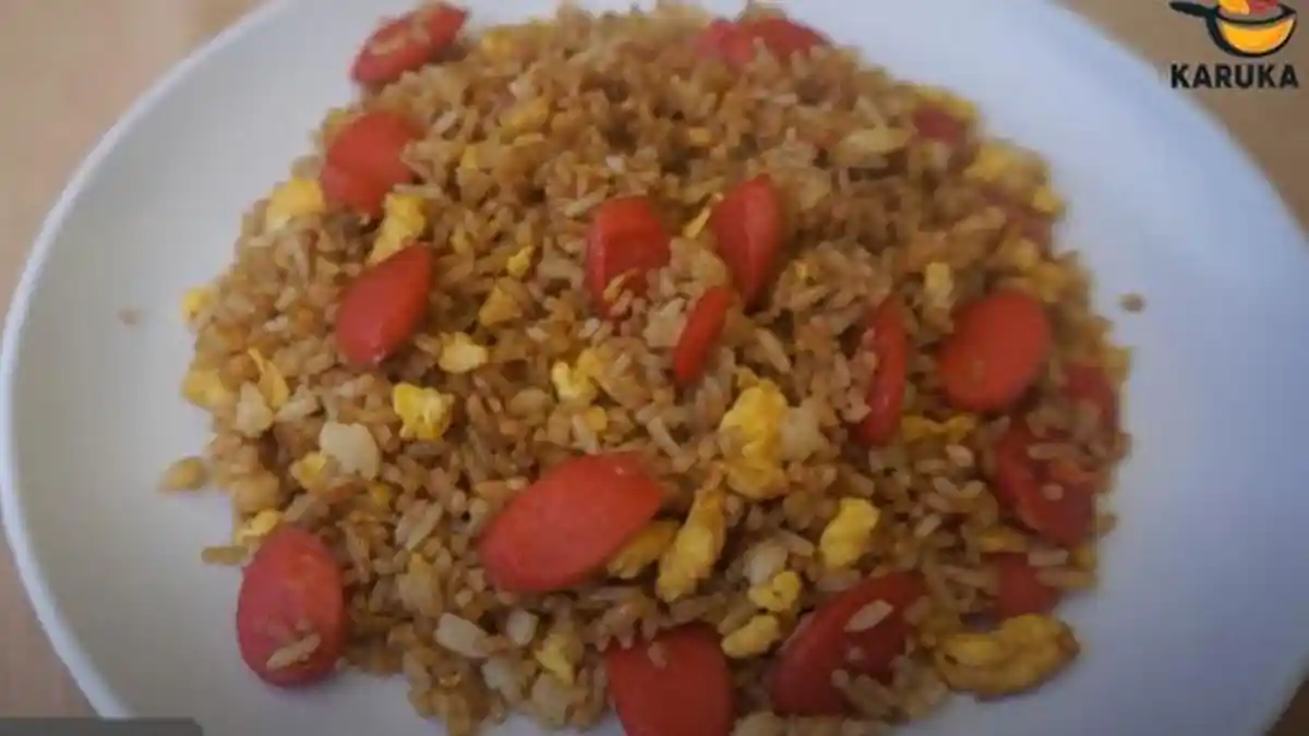 Resep Nasi Goreng Komplit dengan Kwetiau dan Bakso