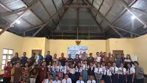 Pengukuhan-Forum-Anak-di-Kecamatan-Ruteng-Manggarai.jpg