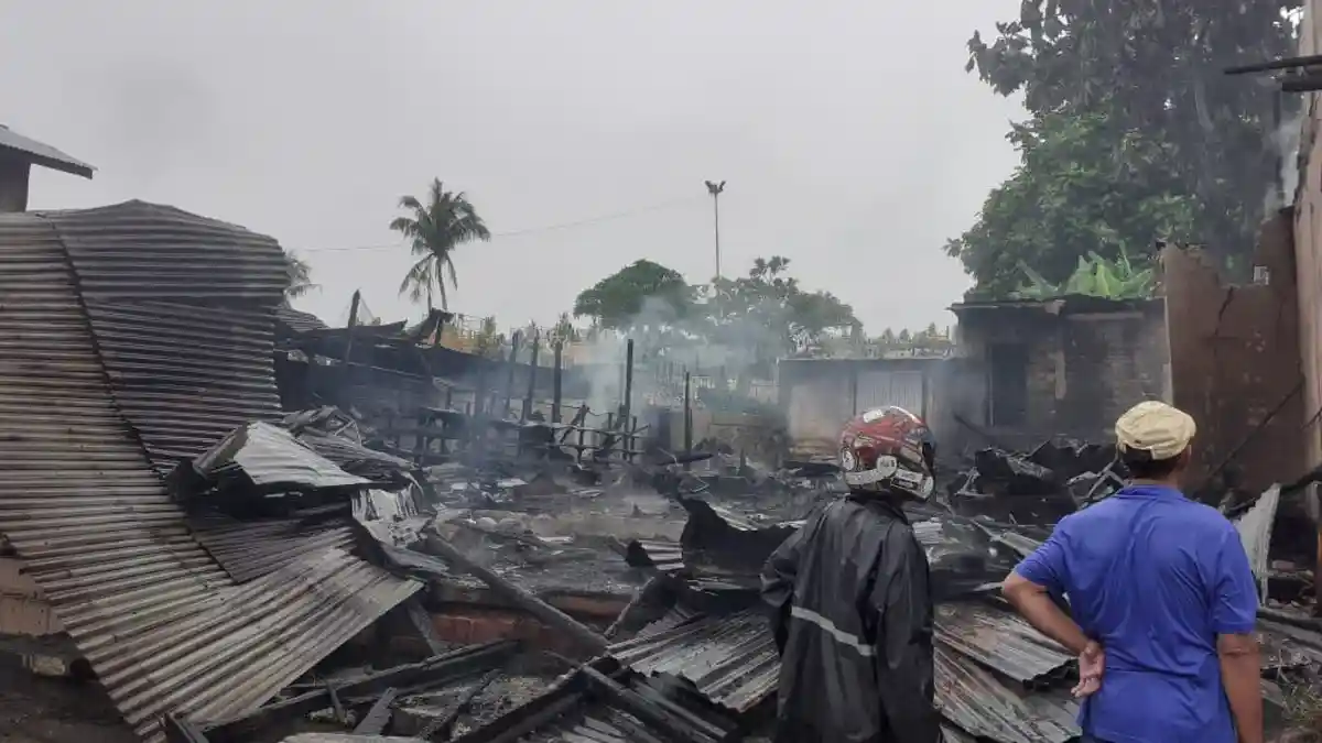 Kebakaran di Selumit Tarakan Kaltara, Diduga Karena Korsleting Listrik, Bermula dari Minimarket