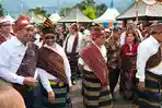 Menkopolhukam-Mahfud-MD-didampingi-Wakil-Gubernur-NTT-Yosep-Nai-Soi.jpg