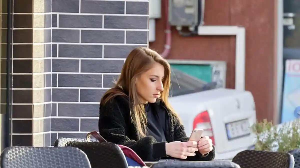 Inilah Arti Kata 'Ghosting' Istilah Populer di Kalangan Anak Muda, Simak 7 Cara Efektif Bisa Move On