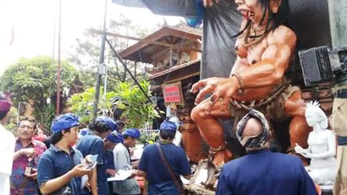 Ogoh-ogoh Raksasa dari Banjar Kedaton, Kesiman, 100 Persen Dari Bahan Bambu