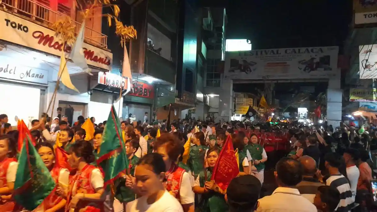 Cap Go Meh Manado Sulut Berlangsung hingga Malam Hari, Aksi Tangsin Kian Atraktif