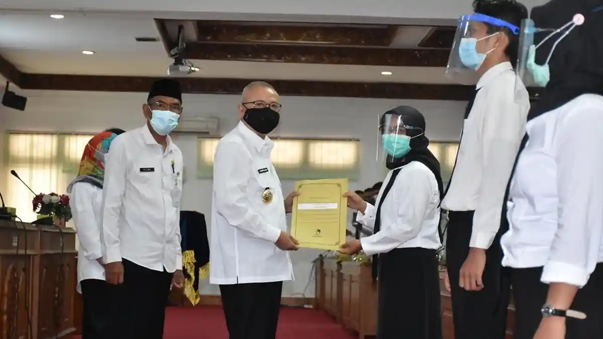 Diberi SK, CPNS Bantul Dituntut Disiplin dan Semangat dalam Bekerja