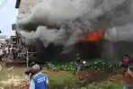 Kebakaran-di-Permukiman-Padat-Nipah-Panjang-Jambi.jpg