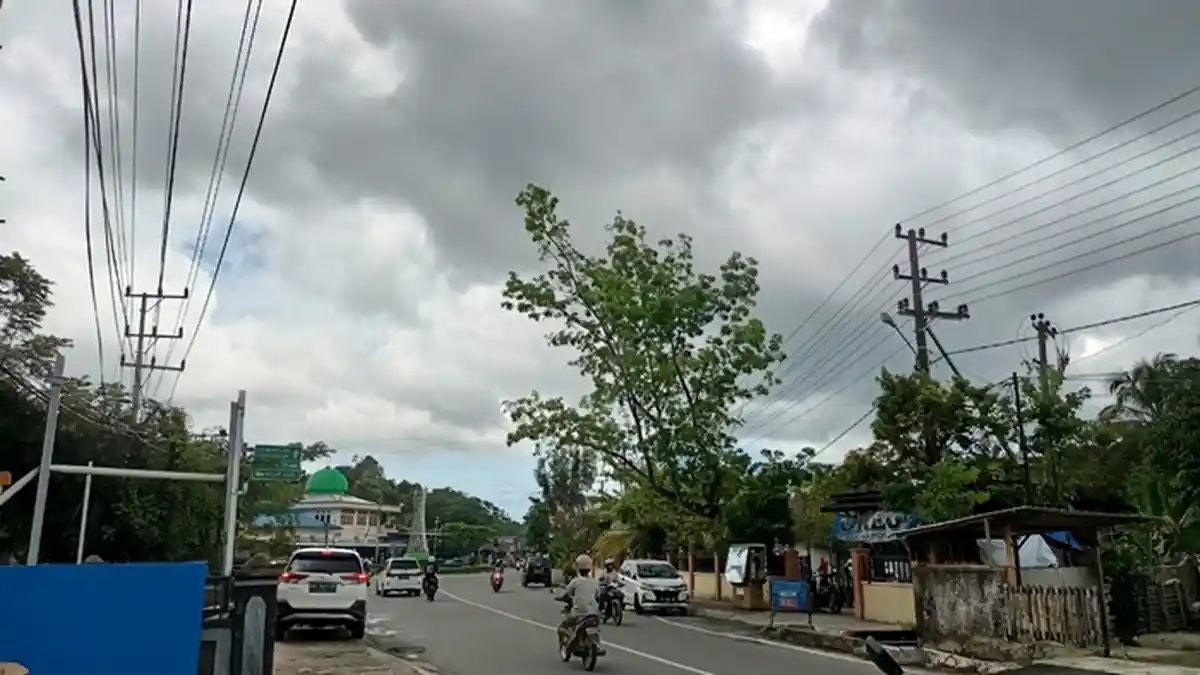 Prakiraan Cuaca BMKG Minggu 19 Desember 2021, Tarakan Diprediksi Hujan Ringan Pagi dan Malam Hari