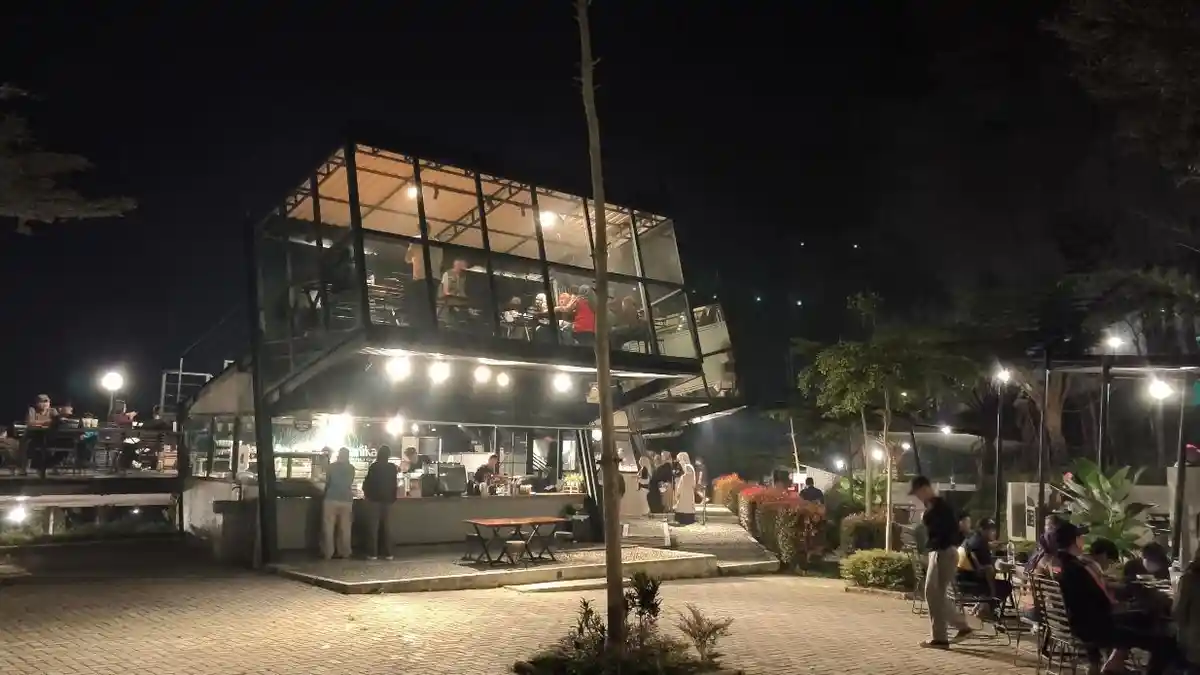 Libur Sekolah, Kunjungan ke Botanika Eatery Kuningan Melonjak 40 Persen, Berkah Menu Bakso Swalayan - Tribunjabar.id