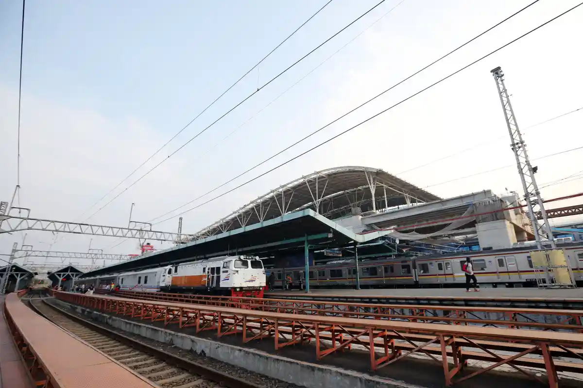 Mulai 1 Desember, 7 Kereta Api Baru Berangkat dari Gambir dan Pasar Senen