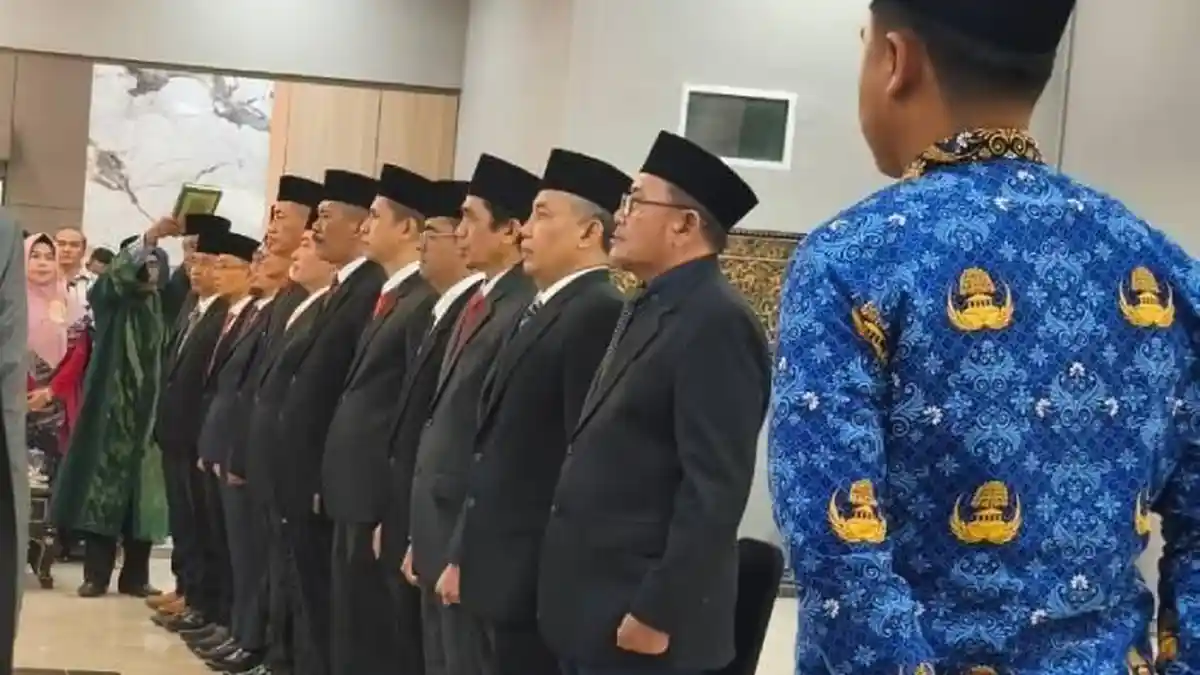 Gubernur NTB Tunjuk Baiq Nelly sebagai Plt Kadis Perkim, Riadi Plt. Kadistanbun