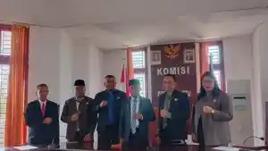 Komisi-I-DPRD-TTU.jpg