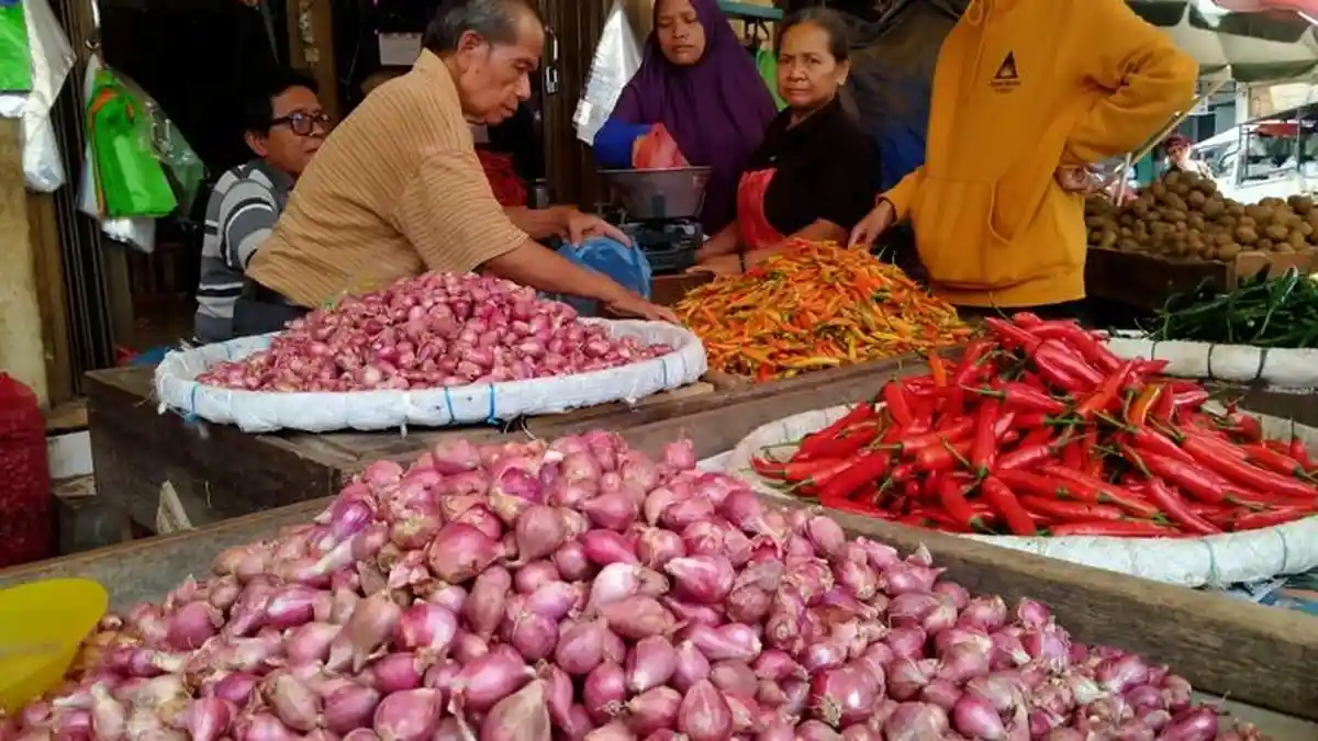 Dinas Perdagangan Kota Semarang Ungkap Penyebab Naiknya Harga Cabai Hingga Bawang
