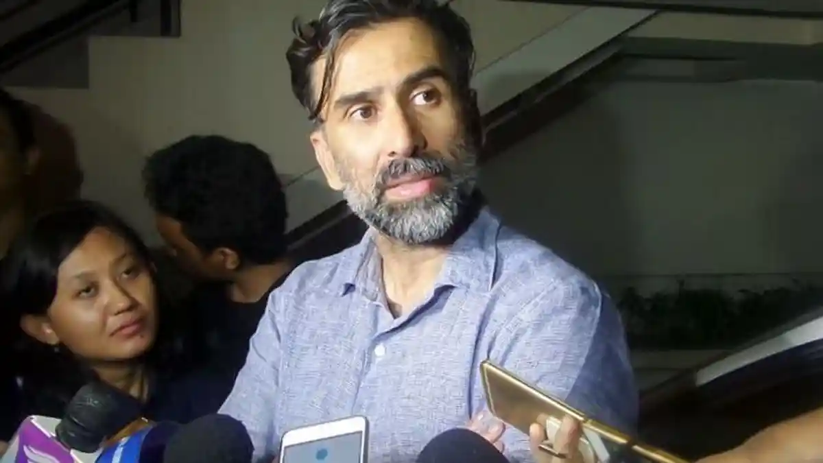 CERITA Ngenes Aktor Tampan Ini, Pernah Diusir Pemilik Kafe Karena Dianggap Mirip Gembel