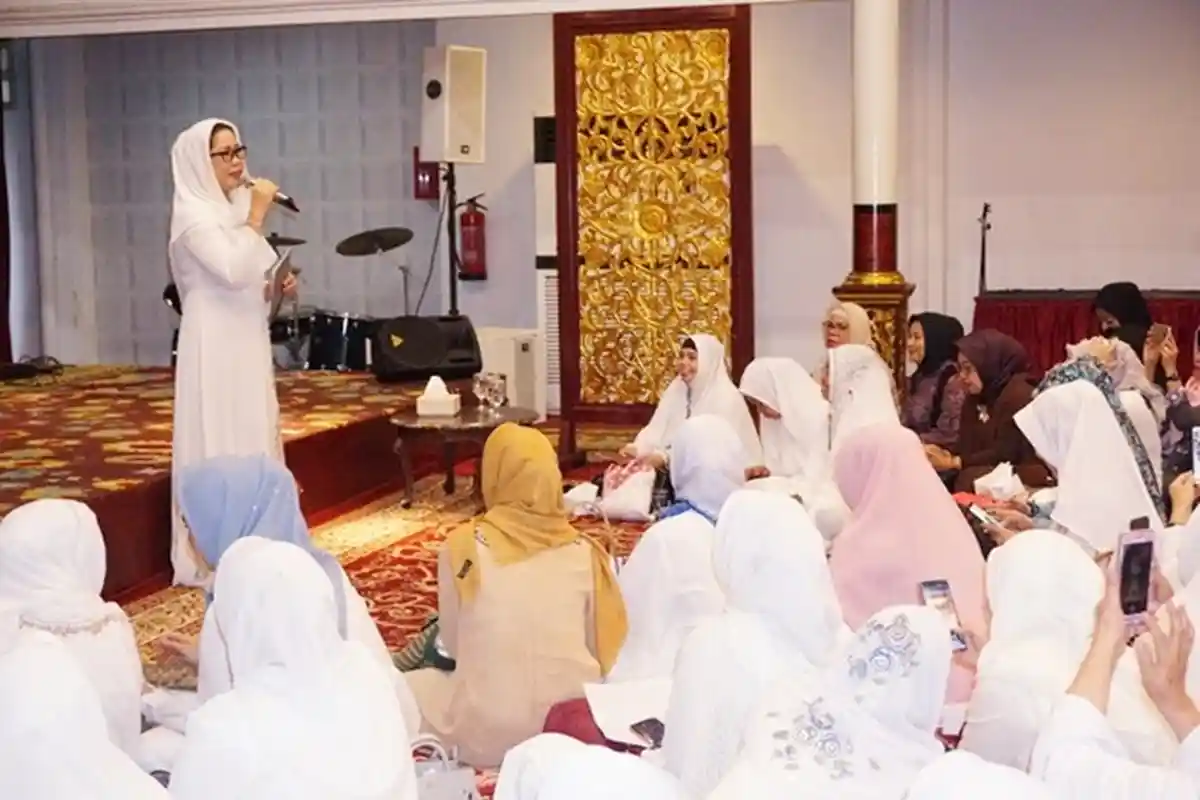 Sambut Bulan Suci Ramadhan, Ketua TP PKK Sumsel Gelar Sholat Sunat Taubat dan Tasbih