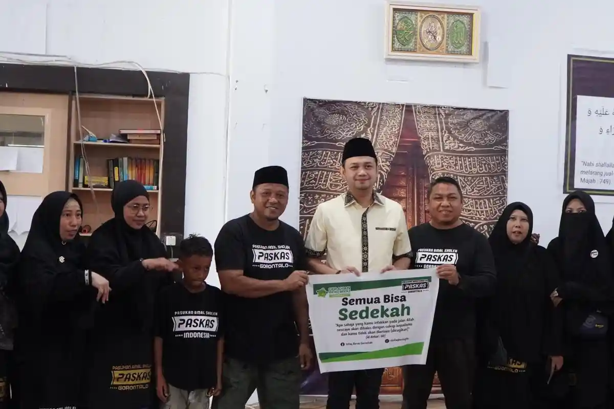 Ryan Kono Distribusi Beras untuk Anak-Anak Penghafal Quran di Kota Gorontalo