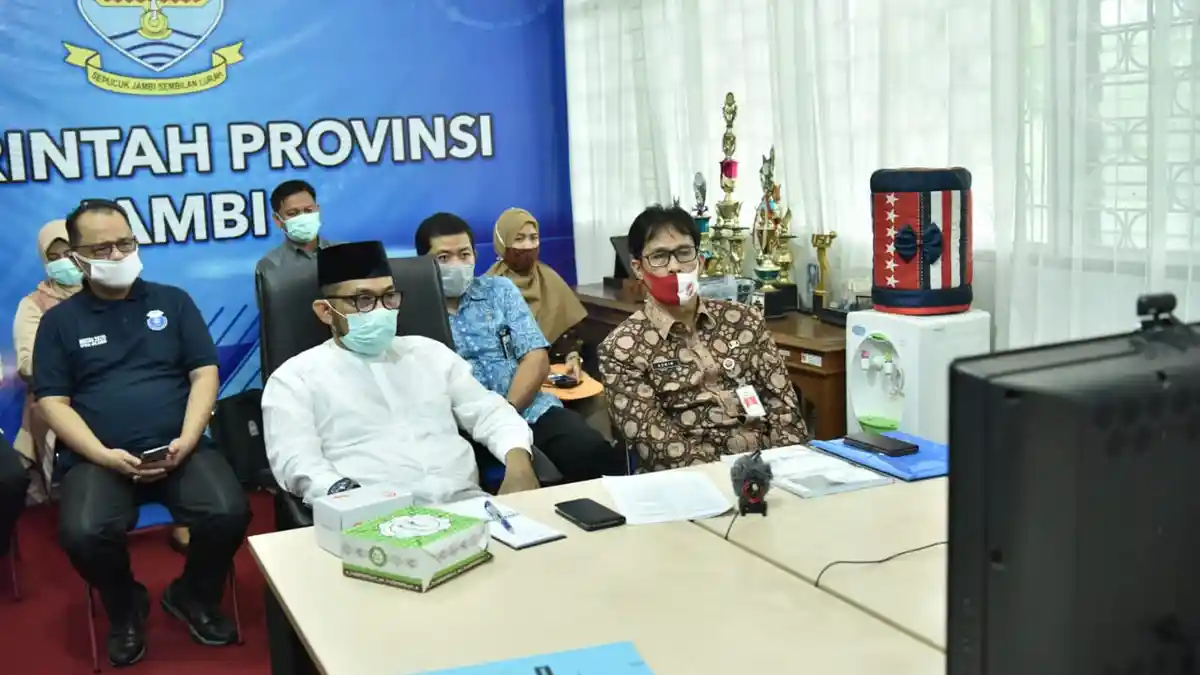 Pj.Sekda Hadiri Vicon Lomba Inovasi Daerah Penyiapan Tata Normal Baru