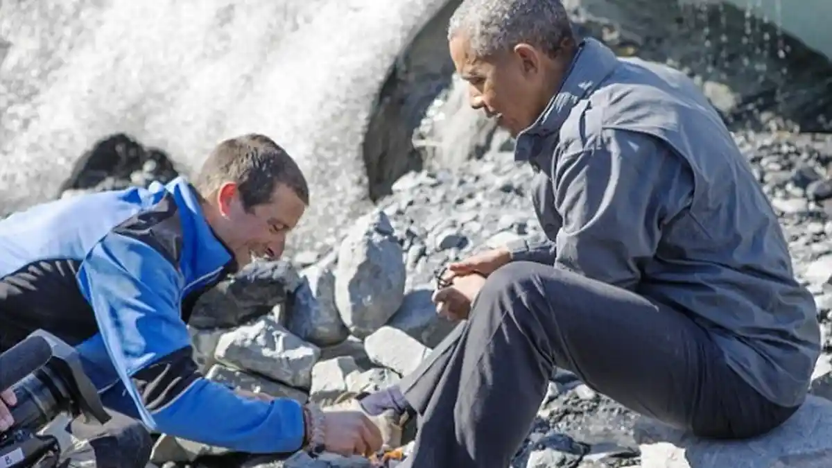 Obama Blusukan di Alaska, Sniper Siaga di Pegunungan