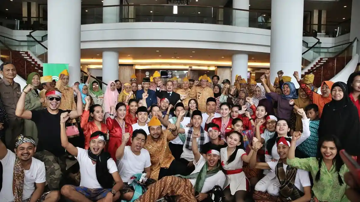 FOTO: Manajemen Hotel Clarion Jamu Veteran di Hari Pahlawan - veteran2_20161110_220031.jpg