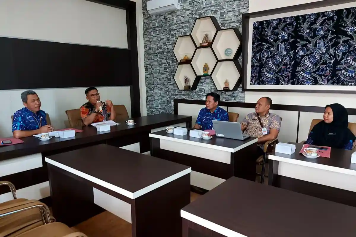 Wujudkan Keterbukaan Informasi Publik, Diskominfo Tegal Visitasi 19 Badan Publik Perangkat Daerah