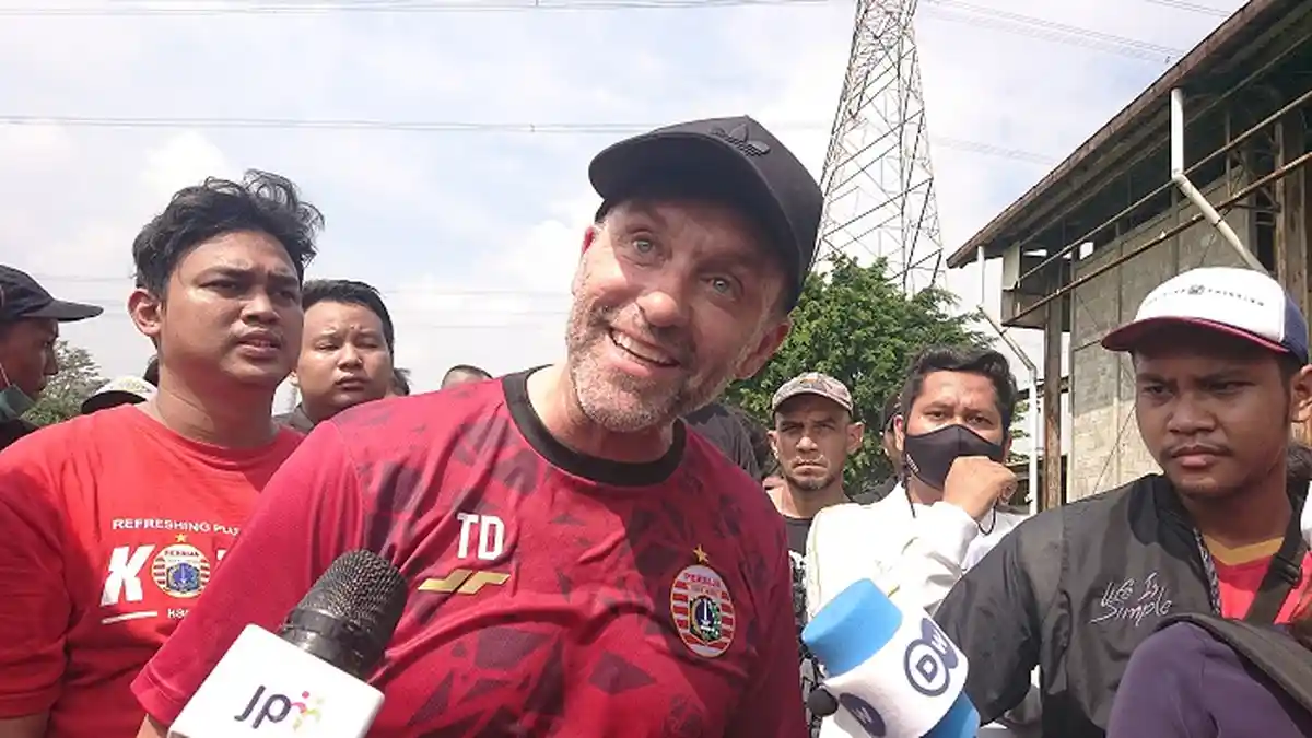 Derbi Persija Jakarta vs Persib Bandung, Thomas Doll: Bukan Sekadar Turun Bus dan Bertanding