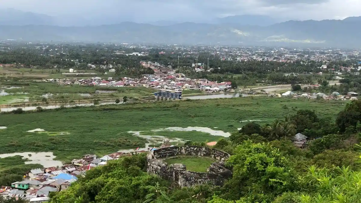Kejari Kota Gorontalo Tahan Tersangka Korupsi Benteng Otahana Selama 20 Hari ke Depan