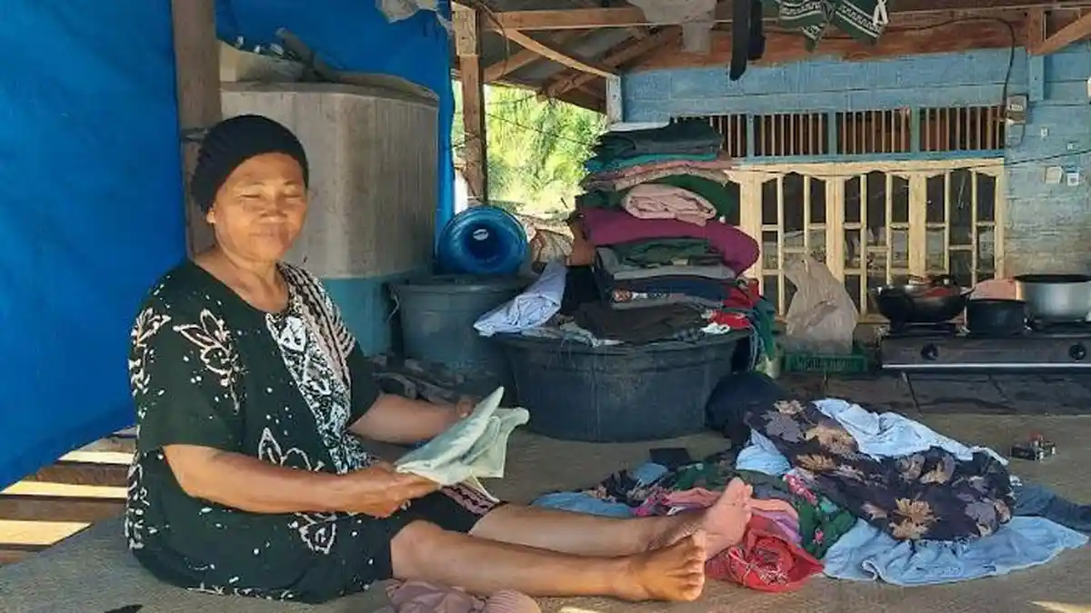 Banjir Masih Seleher, Korban Banjir Singkil Bertahan di Para-para