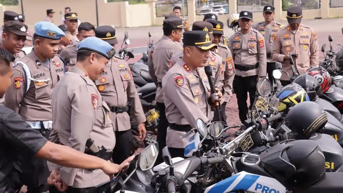 Kapolres Morowali Pimpin Pengecekan Kendaraan Dinas, Pastikan Kesiapan Operasional