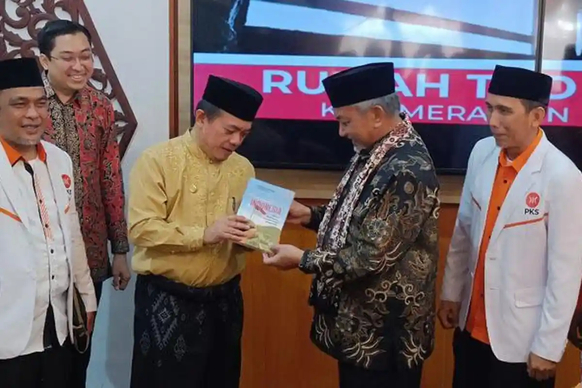Bertemu Al Haris, Presiden PKS Beri Sinyal Bakal Mendukung Kembali di Pilgub Jambi 2024