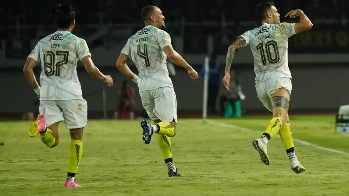 TONTON Link Live Streaming Persib Bandung vs Malut United: Bojan Hodak Waspada Serangan Balik