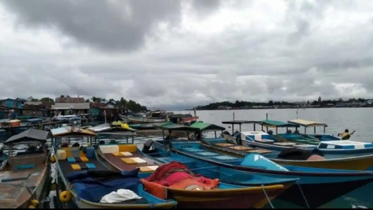 Manokwari Diguyur Hujan Sedang hingga Lebat, Masyarakat Diminta Waspada