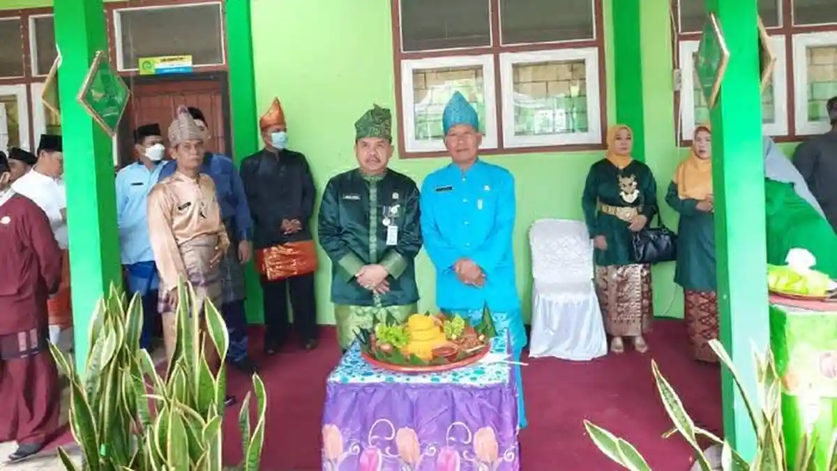 Peringatan Hari Amal Bakti, Kemenag Belitung Berikan Penghargaan PNS Berprestasi
