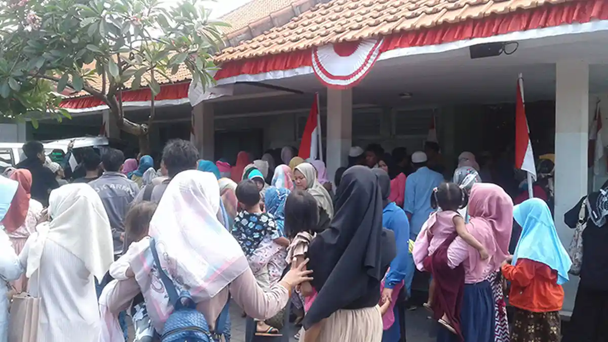 Ratusan Warga Madura Padati Kamar Jenazah RSUP Sanglah