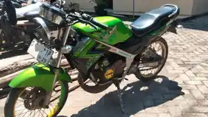 kecelakaan-maut-di-Tuban-motor-tabrak-truk-sampah-pemkab-Tuban.jpg