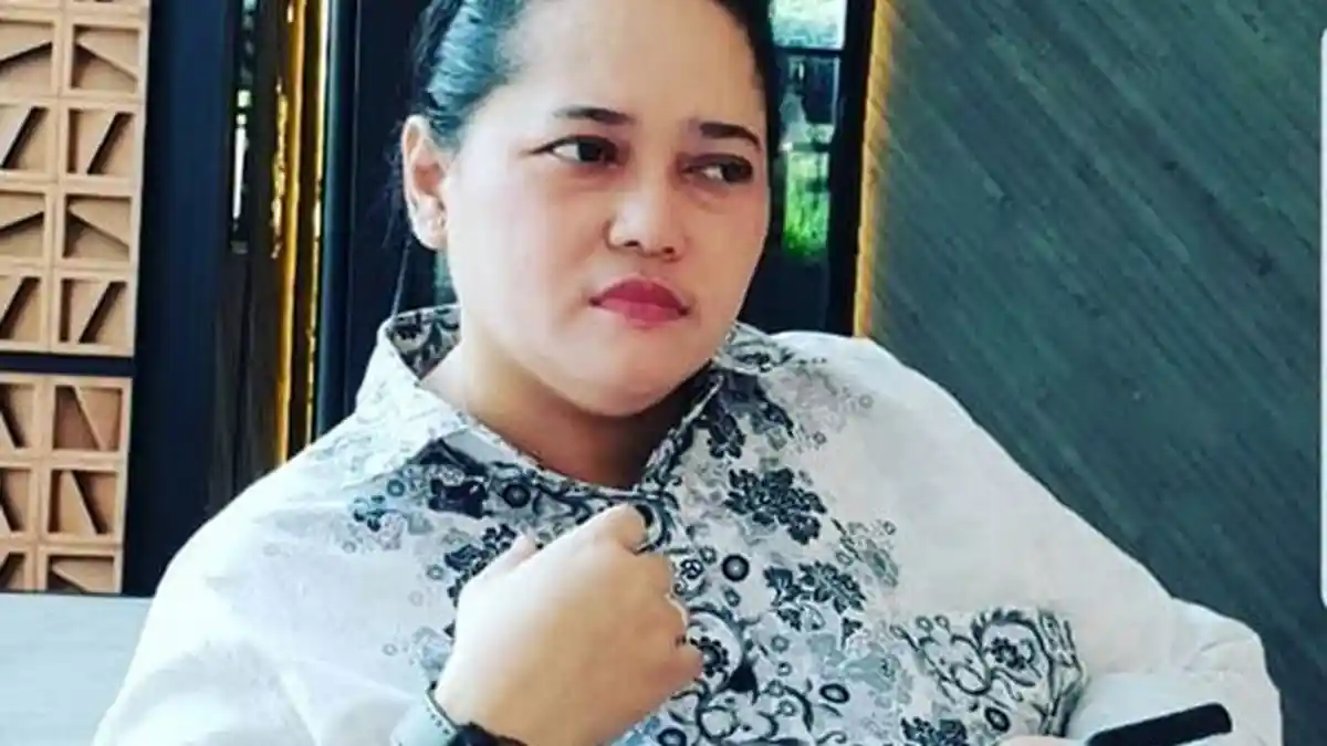 SOSOK Mbak You, Pernah Ramal Jokowi Lengser, Tekuni Dunia Paranormal karena Hal Ini