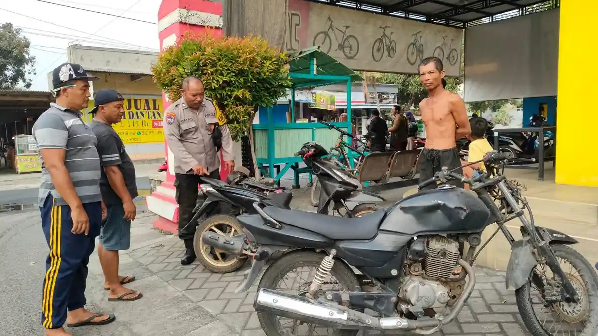 Ngerinya Kecelakaan Maut di Kediri, Libatkan 2 Pengendara, Motor Tanpa Plat Nomor Jadi Barang Bukti